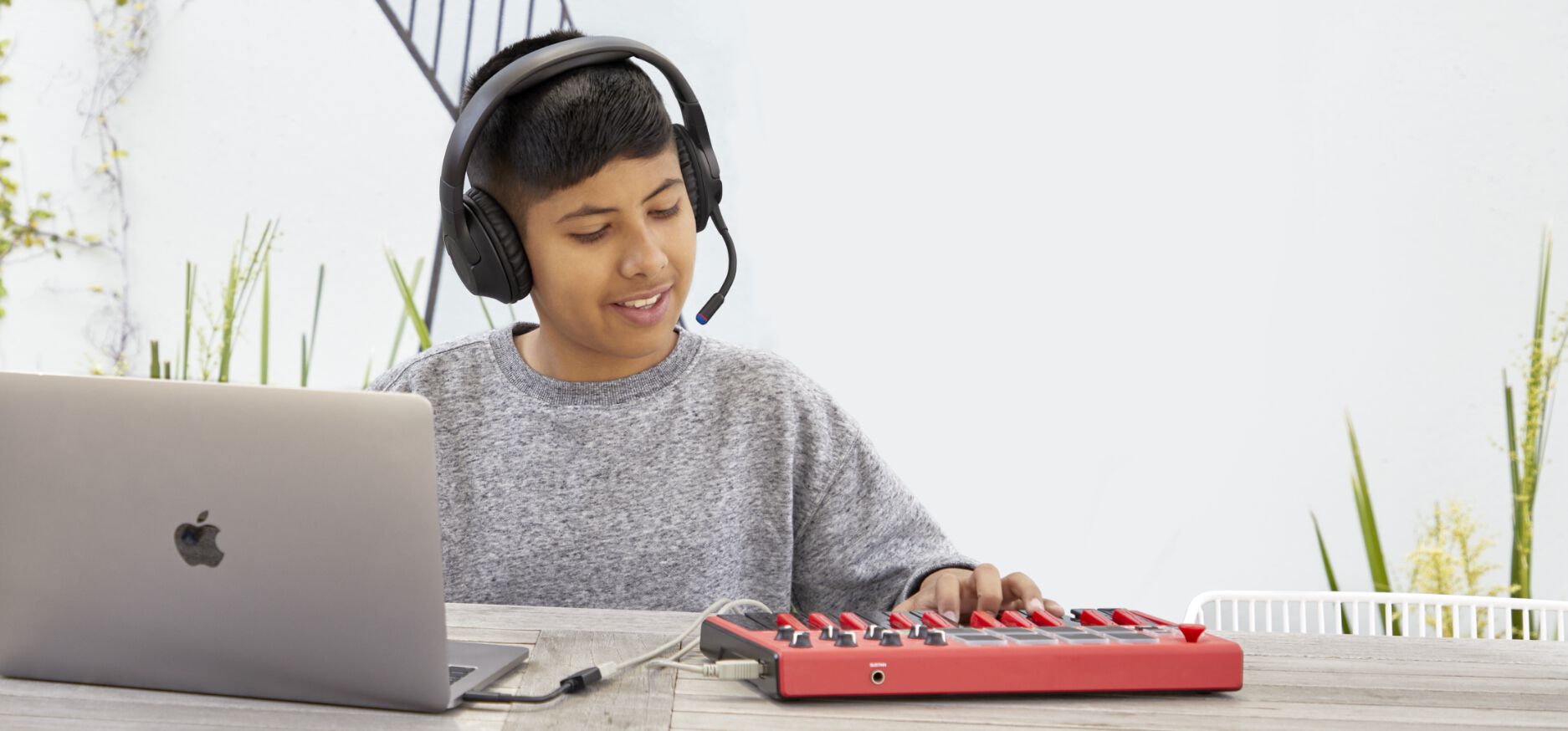 Belkin SoundForm Inspire Wireless Headset for Kids — Being Shipped