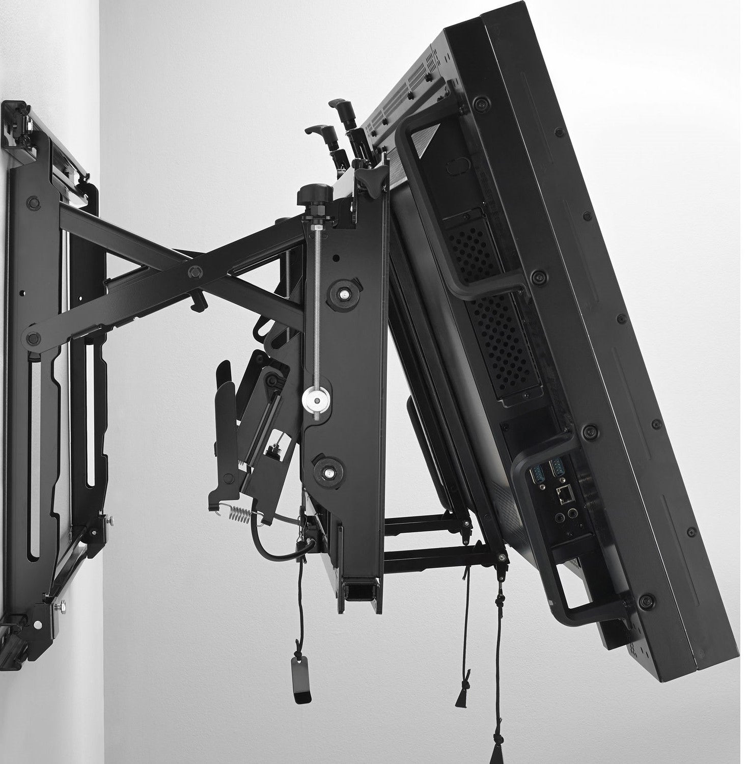 Chief ConnexSys Video Wall Landscape Mounting System with Rail for 42" to 80" Displays — Being Shipped