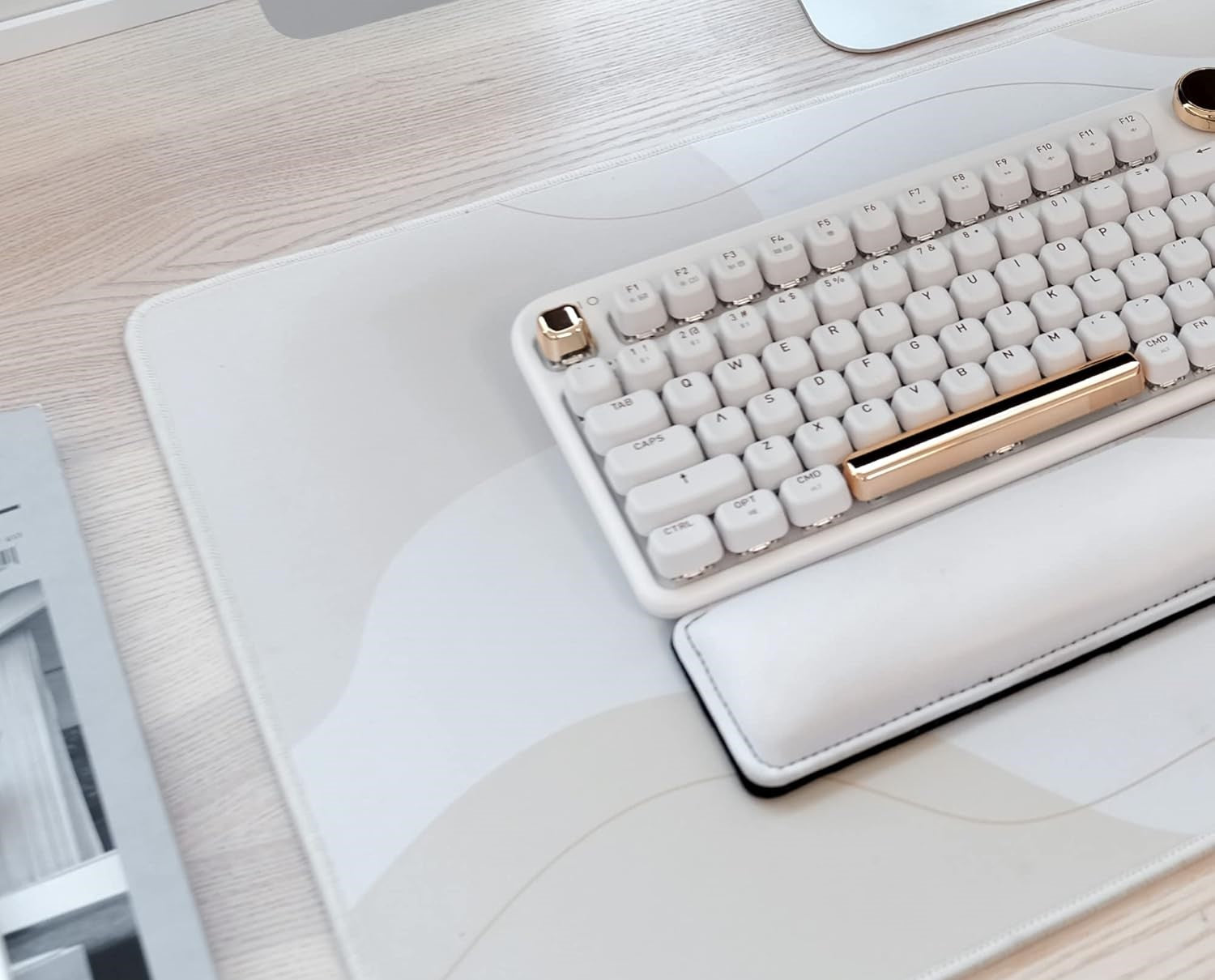 AZIO IZO Desk Pad (White Blossom) — Being Shipped