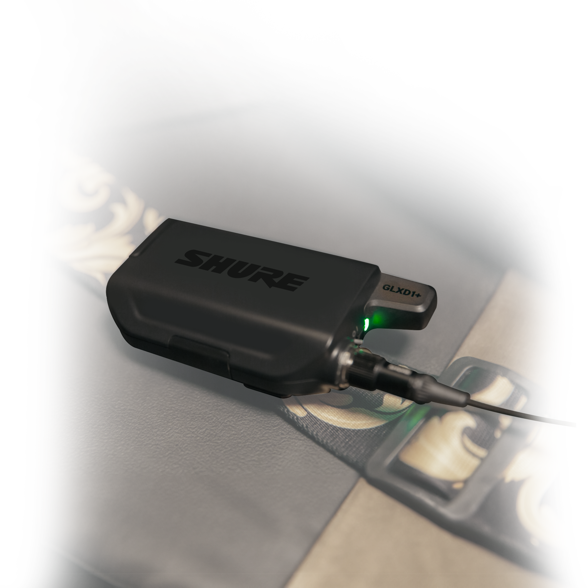 Shure GLXD16+ Dual-Band Wireless Guitar Pedal System — Being Shipped