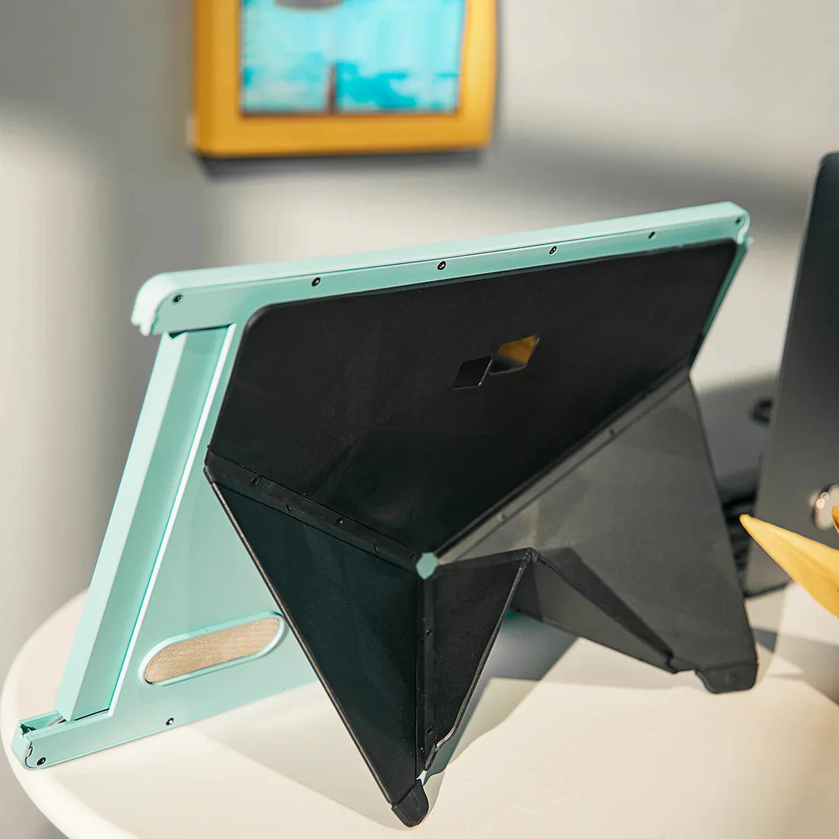 Mobile Pixels Origami Kickstand for Duex Plus/Lite Monitors — Being Shipped