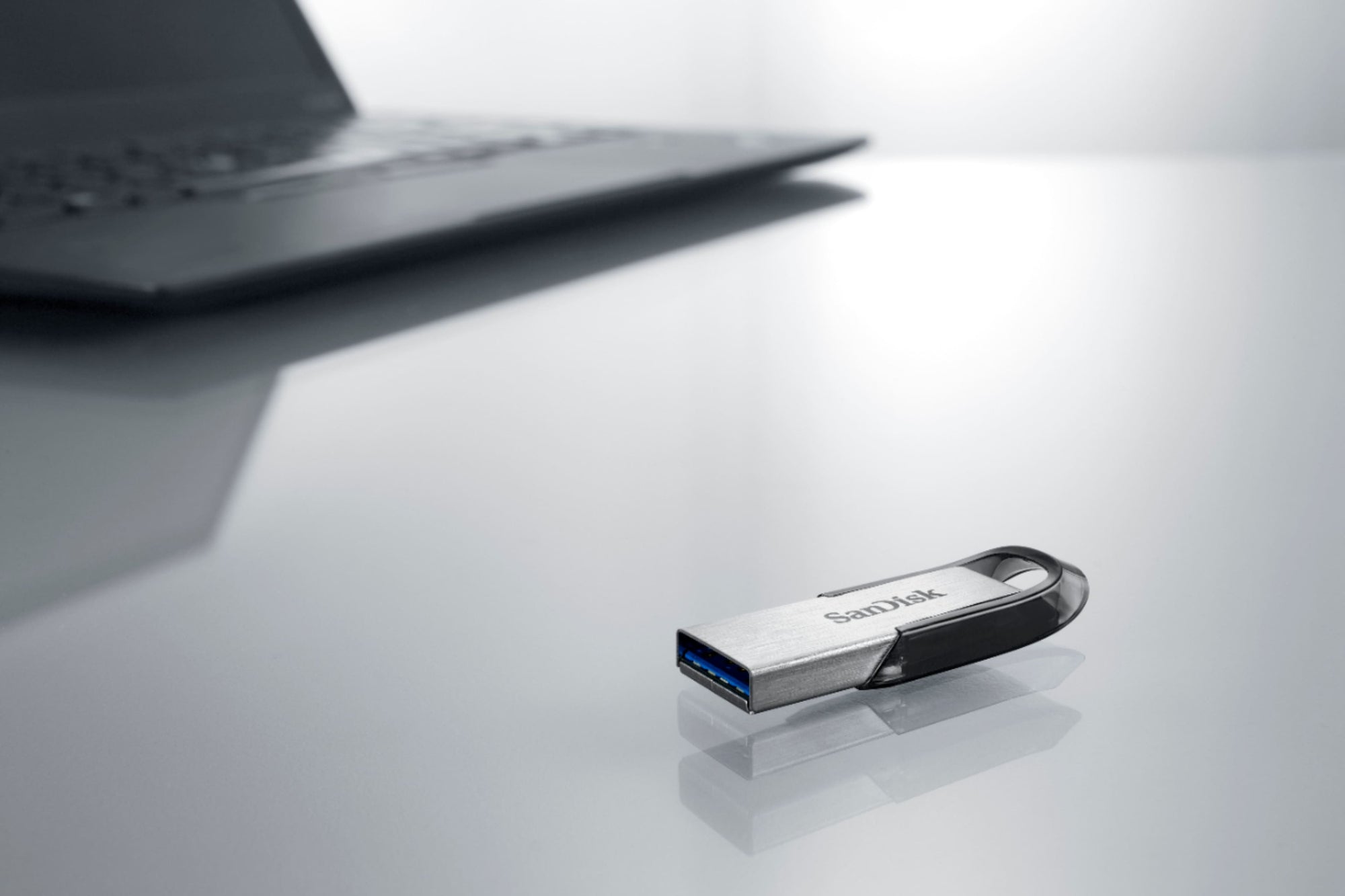 SanDisk Ultra Flair 128GB USB 3.0 Flash Drive — Being Shipped