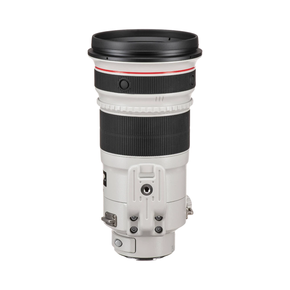 Canon EF 300mm f/2.8L IS II USM Lens — Being Shipped