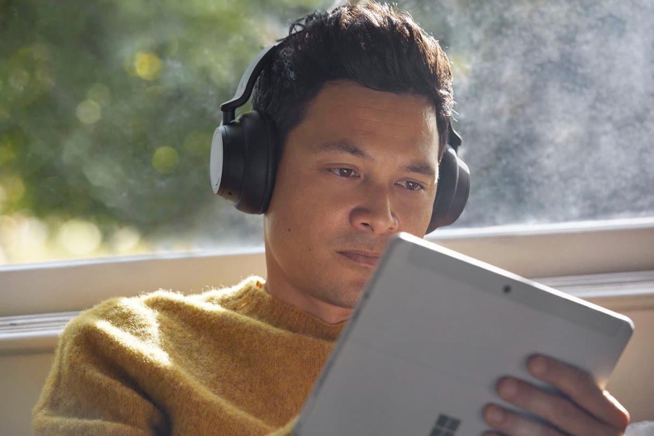 Microsoft Surface Headphones 2 with Active Noise Cancellation (Matte Black) — Being Shipped