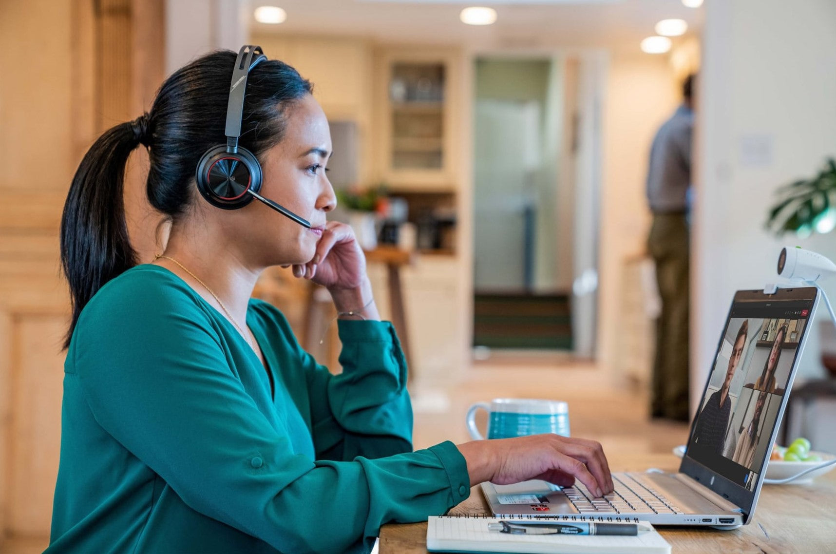 Poly Voyager Focus 2 USB-C Noise Canceling Bluetooth On Ear Phone & Computer Headset — Being Shipped